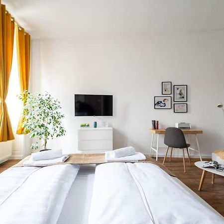 Lite 1Br Near Metro & Center By Hm Apartment Vienna Exterior photo